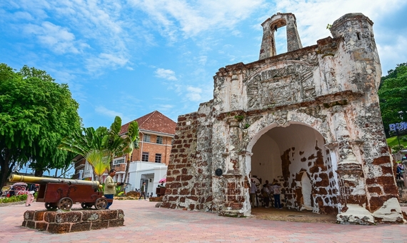 聖地牙哥城堡 Porta de Santiago